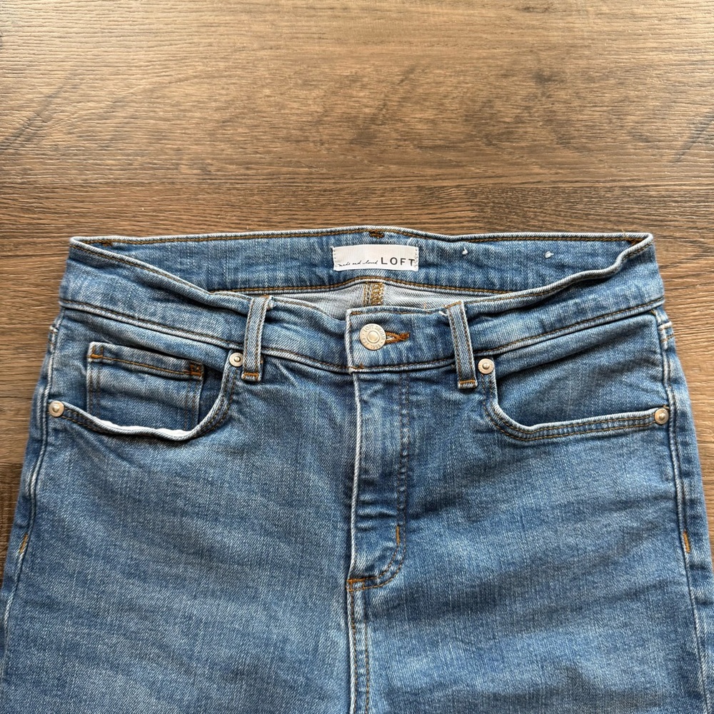 LOFT Women's Blue Boot Cut Jeans Size 27/4 - Picture 3 of 9